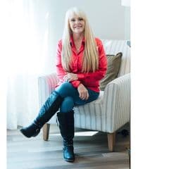 TESSIE GRAY profile picture