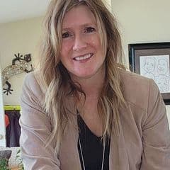 Christy Dunfee profile picture