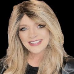 Nola Stapleton profile picture