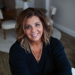 Angela Huddleston profile picture