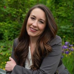 Robyn Long profile picture