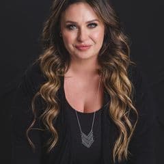 Nicole Strong