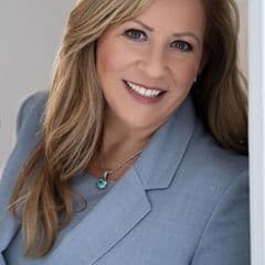 Angela Rose-Helton profile picture