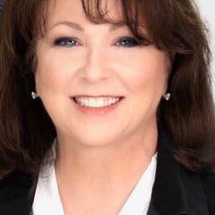Carolyn Augur