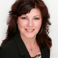 Kelli Wenzel