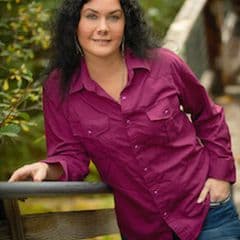 Jessica Lustyik profile picture