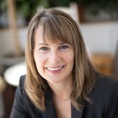 Holly Young profile picture