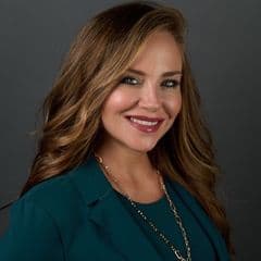 Shayna Davidov Hanson