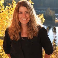 Julie Piland profile picture