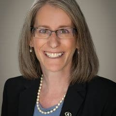 Tracy Peterson-Nienaber