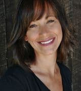 Julie Lyndaker Robinson profile picture